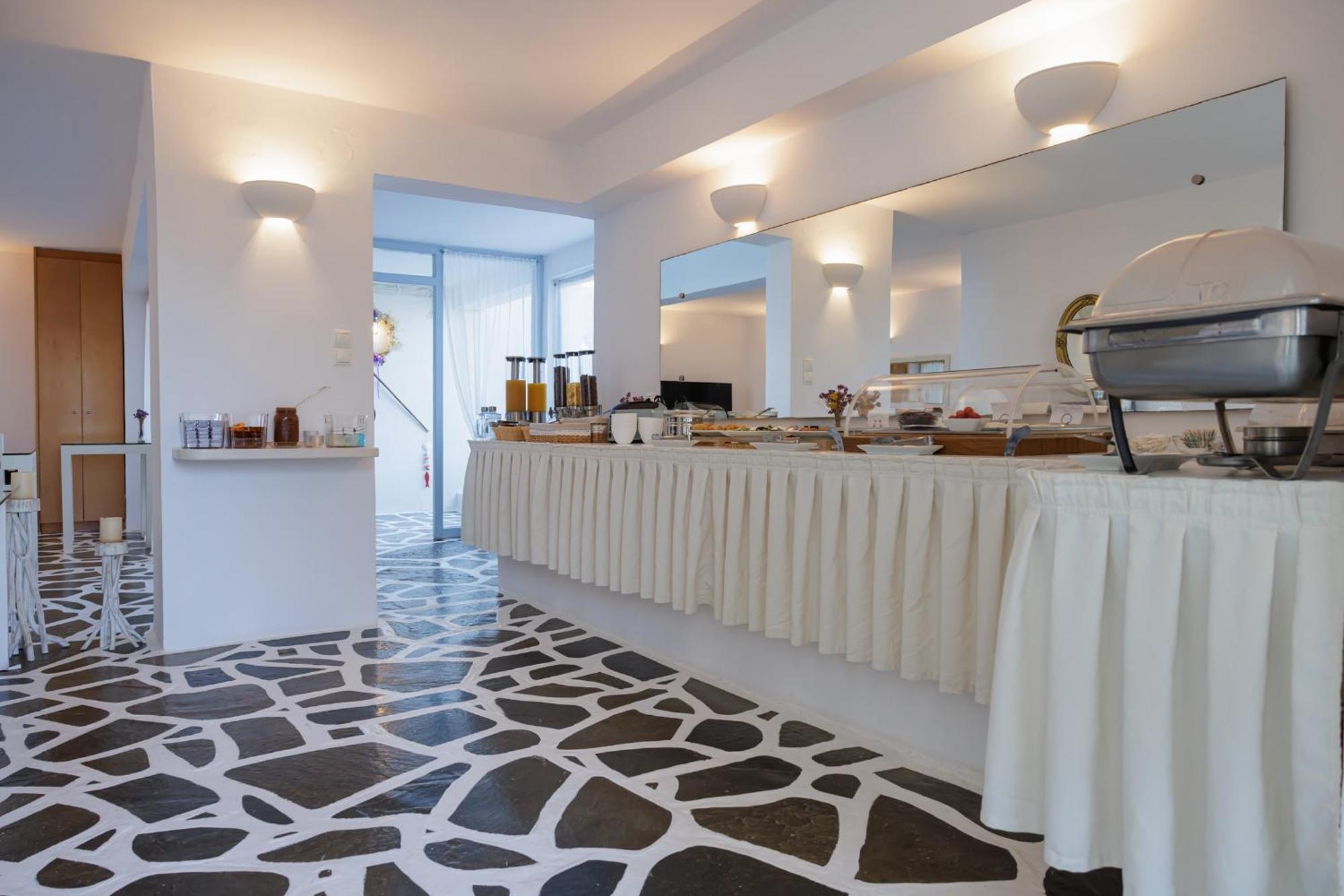 Maryo Village Hotel Naoussa